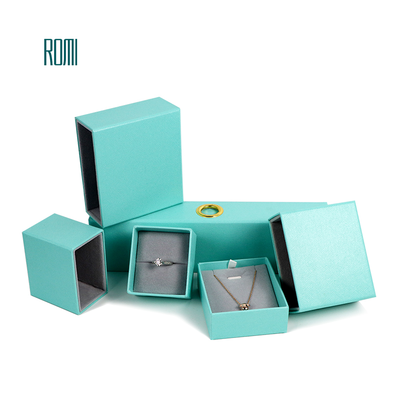 Jewelry Packaging Box Retail Ring Box Green Color In stock cardboard jewelry box