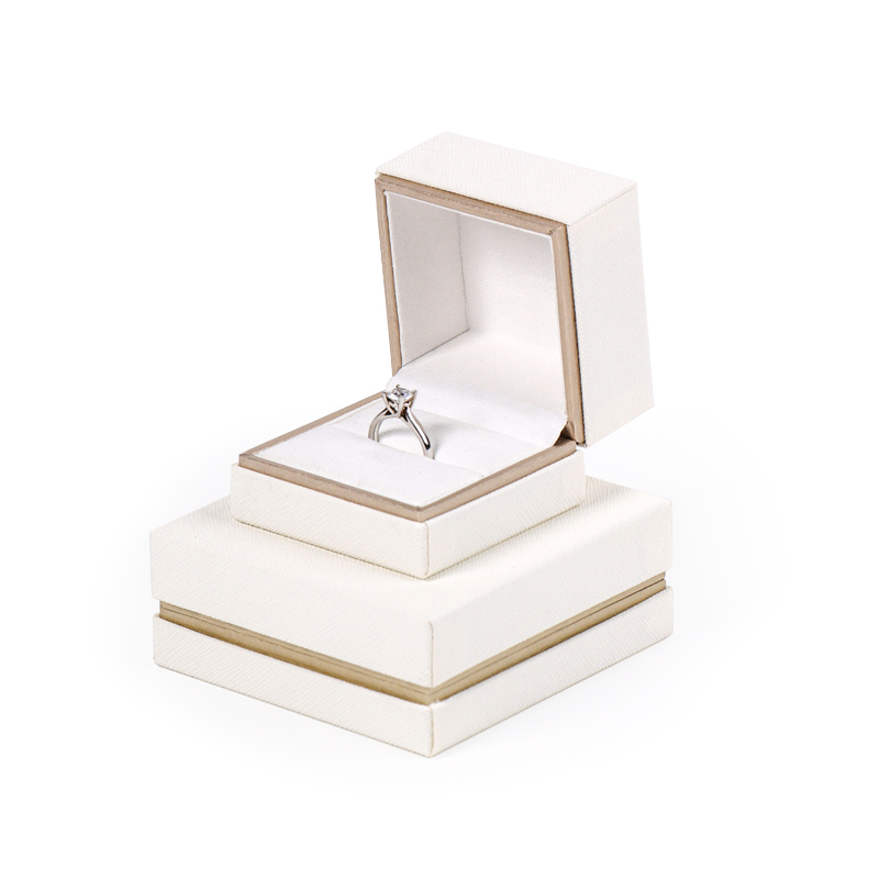 ROMI custom Small white gold  jewelry box chain necklace white ring box